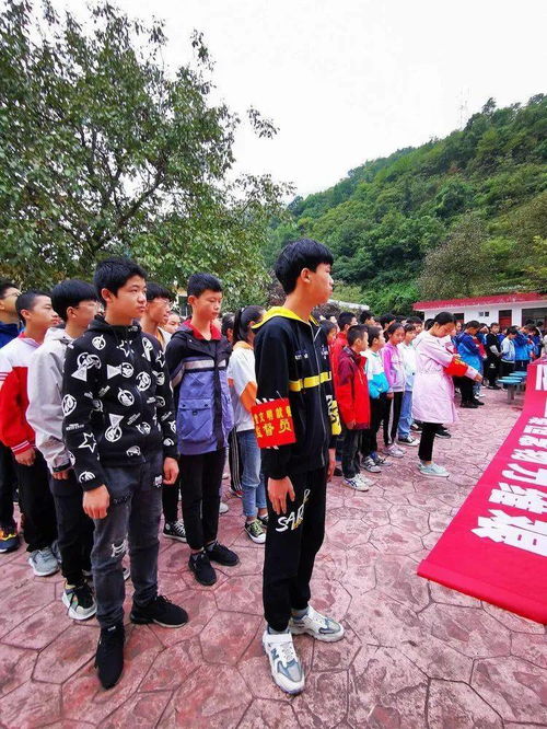 云蓋寺鎮初級中學 厲行節儉,反對浪費 主題活動